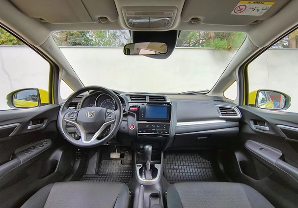 Honda Jazz cena 48900 przebieg: 59500, rok produkcji 2015 z Piaseczno małe 121